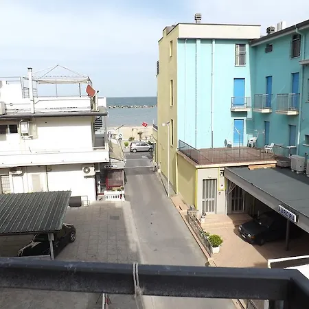 Hotel Tura-3